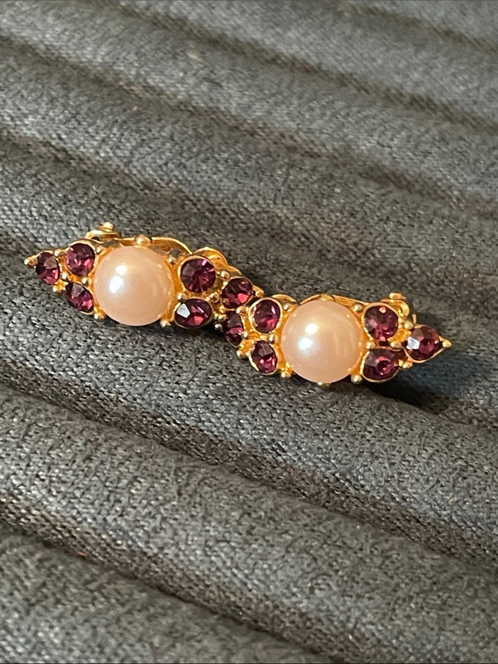 Vintage Givenchy Faux Pearl & Purple Rhinestone Clip On Earrings - Picture 4 of 10
